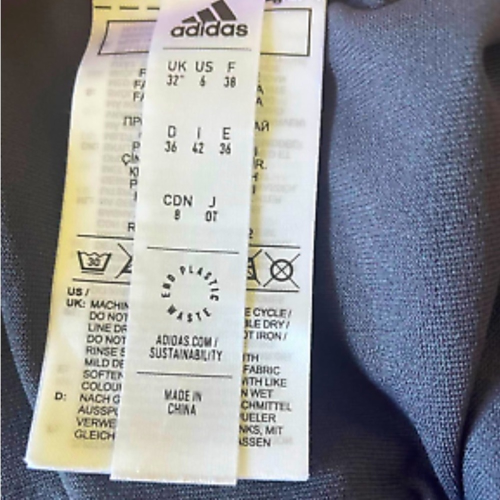 NEW adidas Melbourne Standard Three Stripes one piece bathing suit - Picture 6 of 6